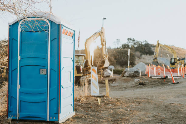 Porta potty rental for outdoor events in Pretty Bayou, FL