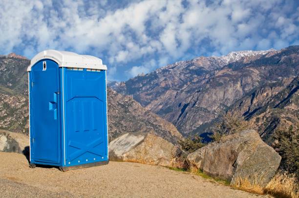 Portable Toilet Options We Offer in Pretty Bayou, FL